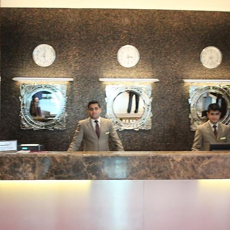Royal Ascot Hotel Apartment - Kirklees 2 Dubai Exteriör bild