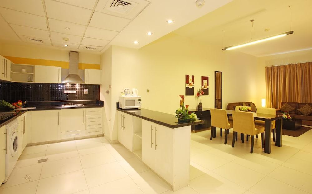 Royal Ascot Hotel Apartment - Kirklees 2 Dubai Exteriör bild