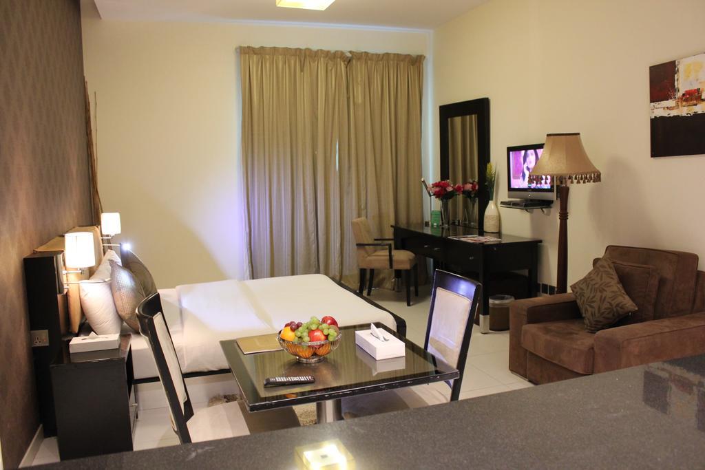 Royal Ascot Hotel Apartment - Kirklees 2 Dubai Exteriör bild