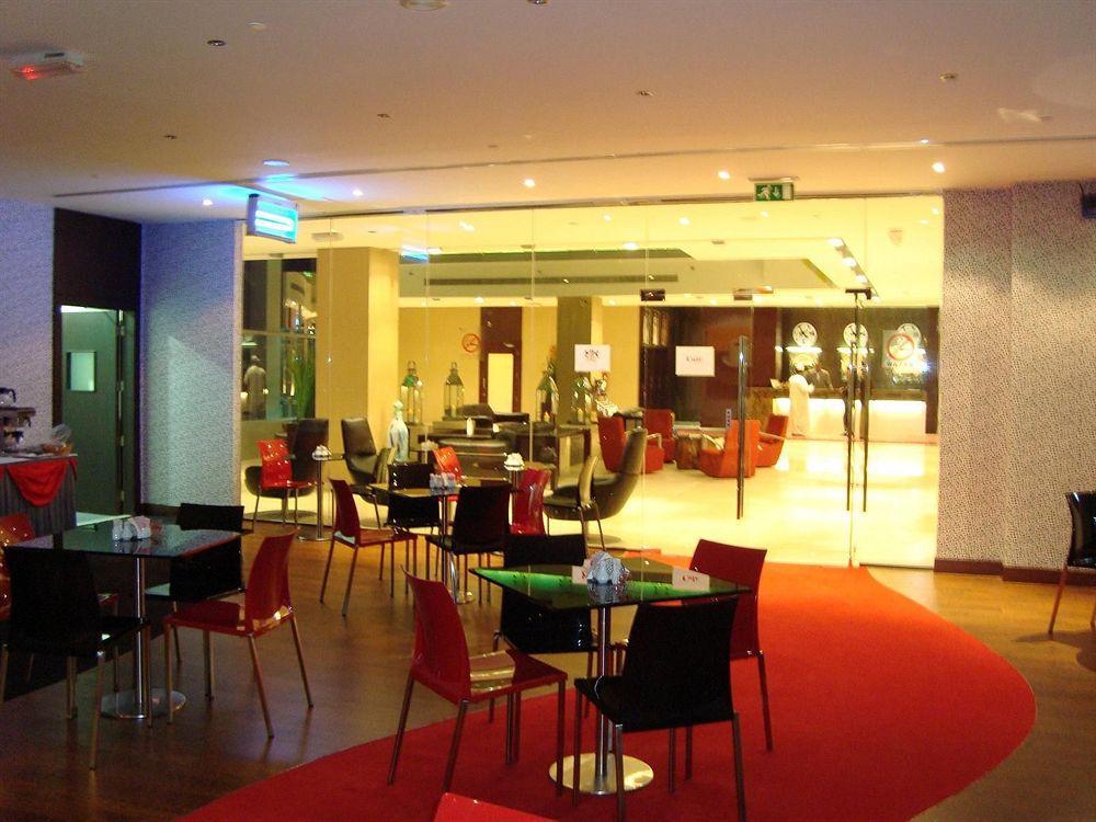 Royal Ascot Hotel Apartment - Kirklees 2 Dubai Exteriör bild