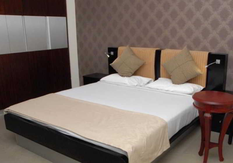 Royal Ascot Hotel Apartment - Kirklees 2 Dubai Exteriör bild
