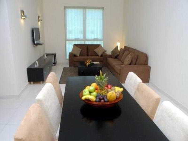 Royal Ascot Hotel Apartment - Kirklees 2 Dubai Exteriör bild