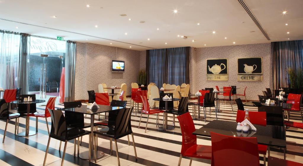 Royal Ascot Hotel Apartment - Kirklees 2 Dubai Exteriör bild